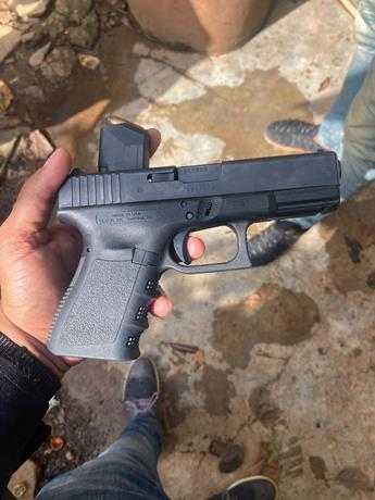 Apresan a dos por muerte del mayor Santana de la Cruz y Manny Méndez; hay dos prófugos