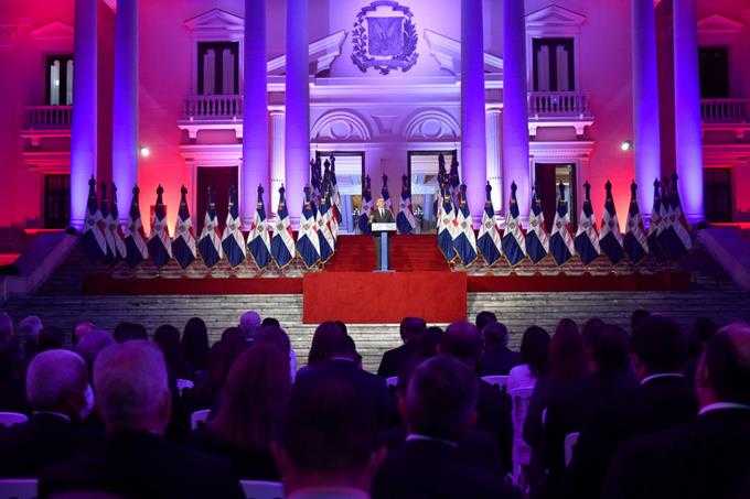 Oposición asistirá a diálogo para reformas que propone Abinader