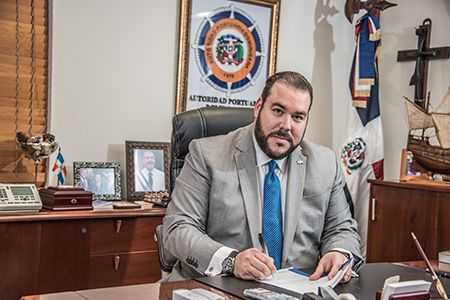 Víctor Gómez Casanova es la nueva voz comercial de las Águilas Cibaeñas