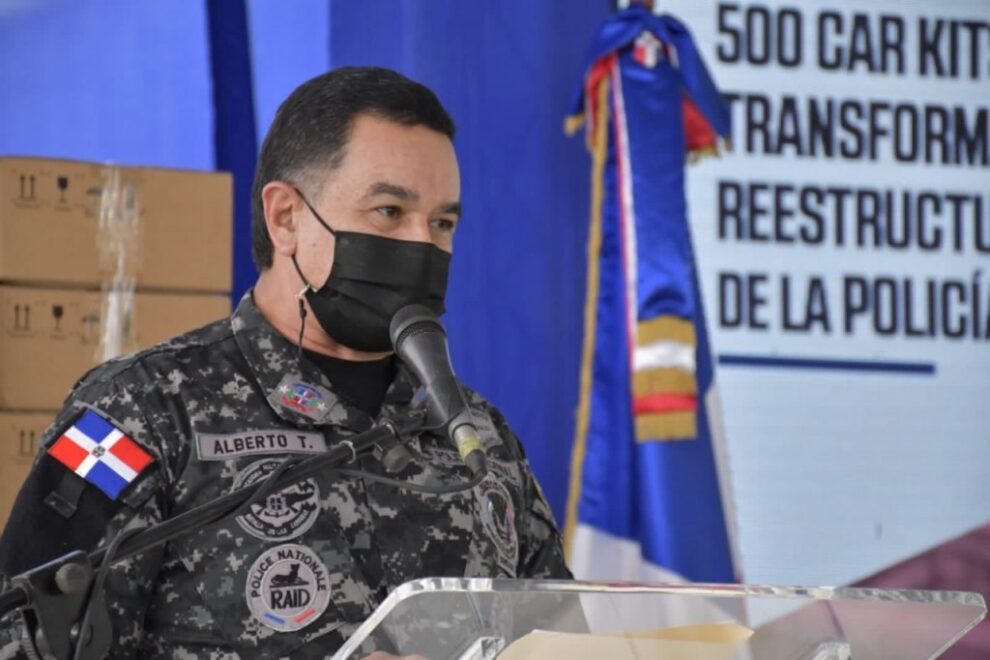 Director de la Policía: «Todos los agentes vamos a estar en la calle, empezando por mí»