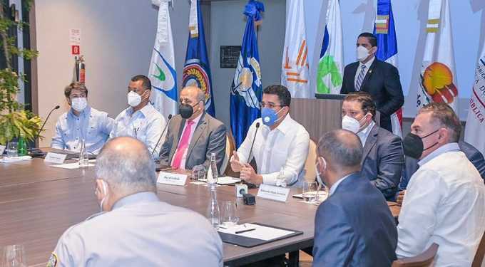 Turismo anuncia reforzamiento de medidas en aeropuertos