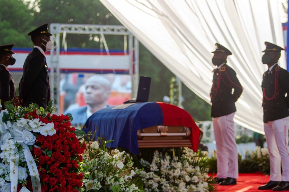 El juez que investiga el magnicidio de Jovenel Moise en Haití se retira del caso