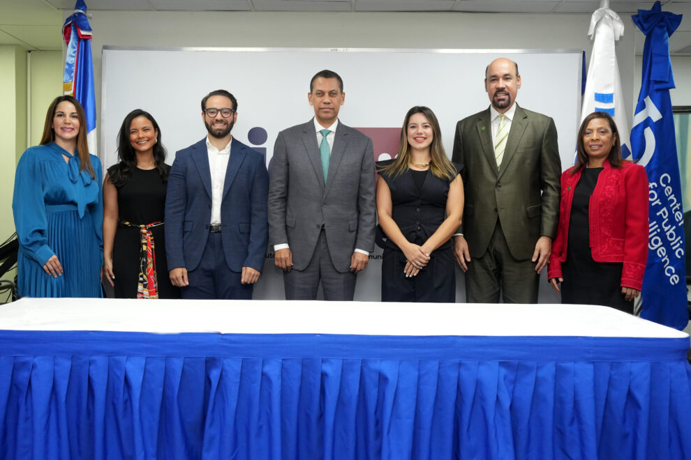INDOTEL y el CIP firman acuerdo para impulsar desarrollo del ecosistema de inteligencia artificial en RD y Centroamérica