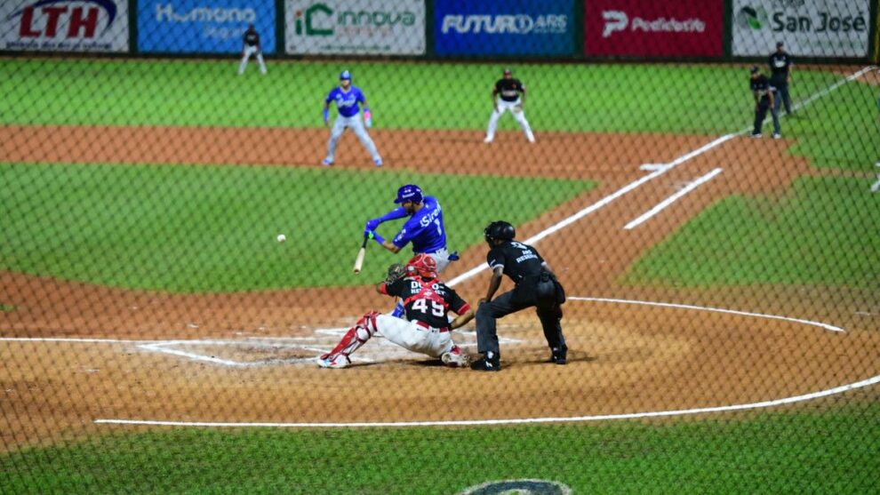 Arranca el Torneo de Béisbol Profesional de República Dominicana con grandes expectativas y pasión en los estadios