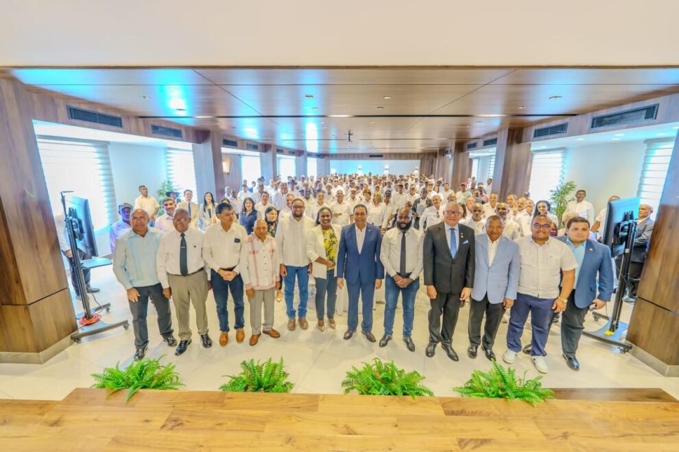 “La LMD no descansa: segunda graduación de alcaldes pedáneos refuerza el liderazgo local”Por : Lic. Madelin Peña