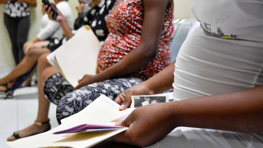 Hombres de 20 a 34 años son quienes más embarazan a adolescentes en RD; 7,791 embarazos en el primer semestre de 2025.”