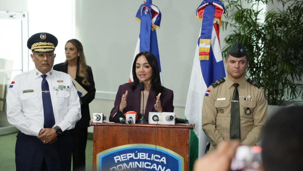 Fuerza de Tarea sesiona por primera vez en Santiago y consolida avances en seguridad ciudadana».